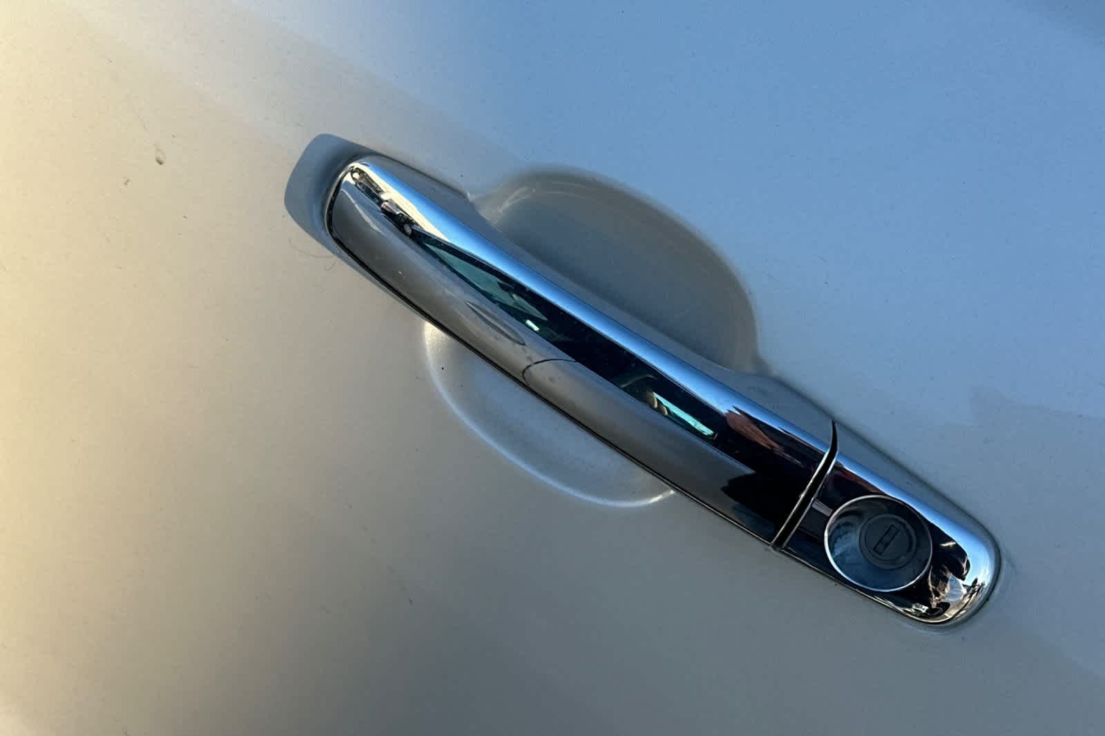 Thumbnail: 2015 GMC Acadia - 18