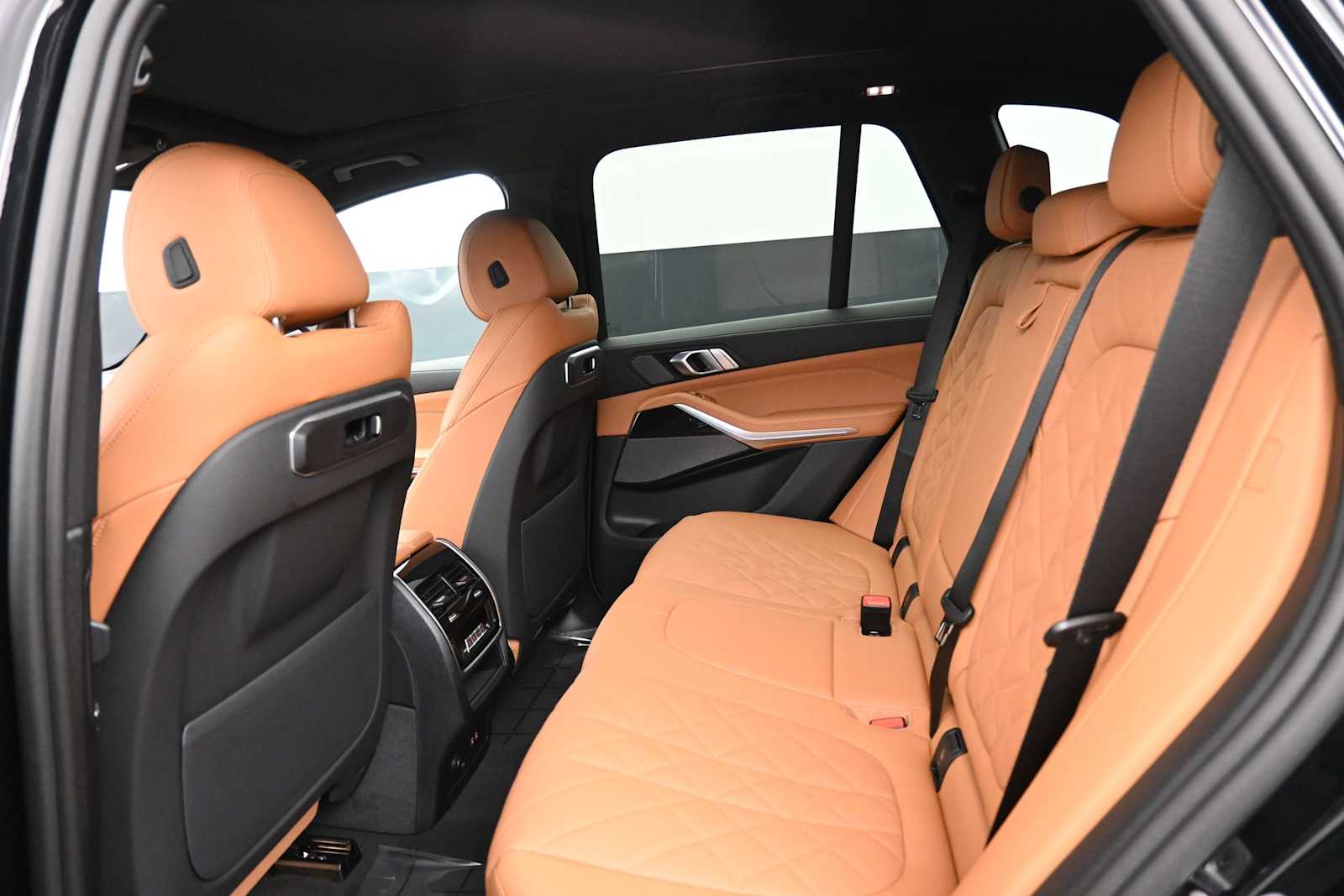 Thumbnail: 2026 BMW X5 - 14