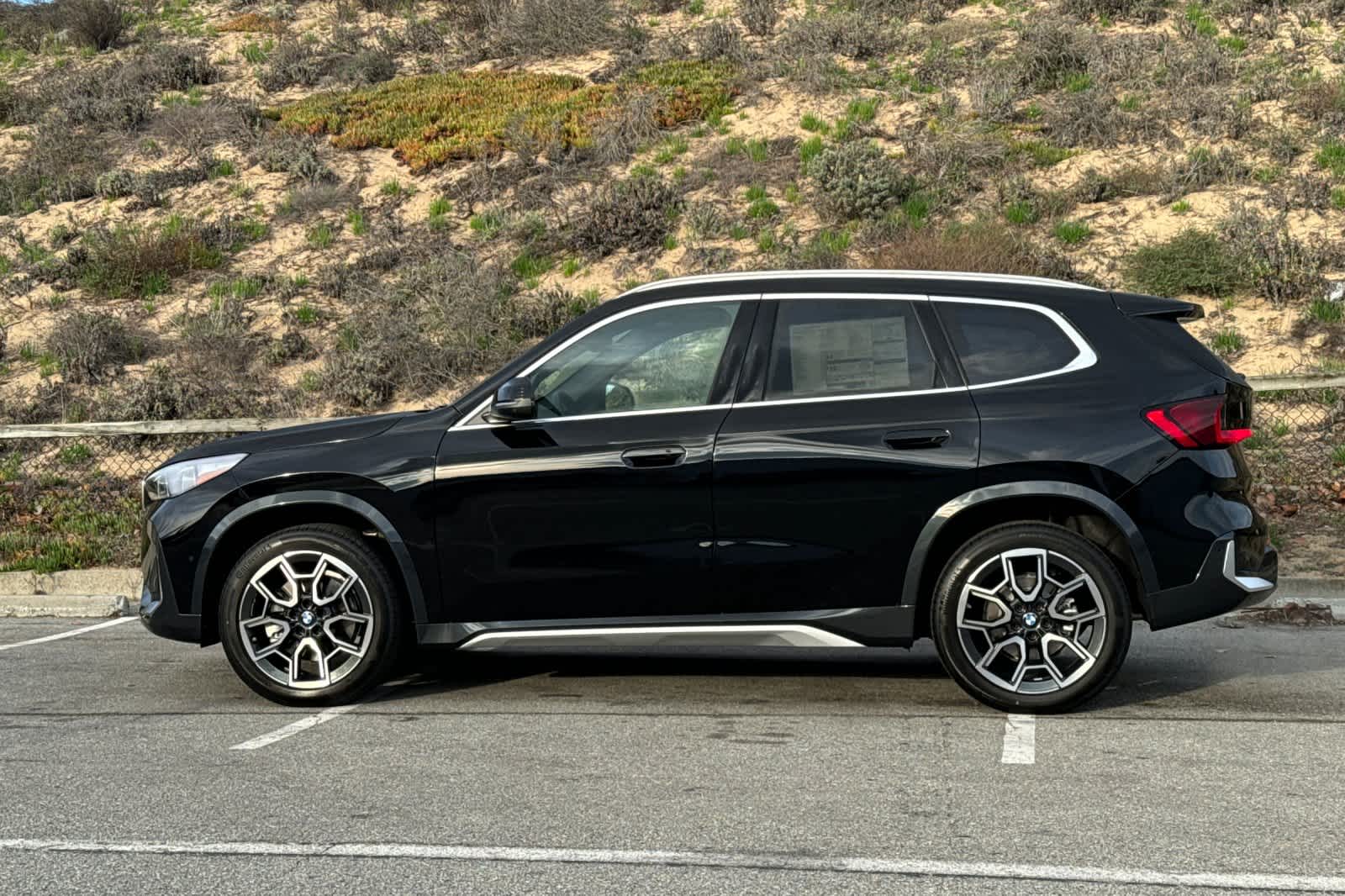 Thumbnail: 2026 BMW X1 - 5