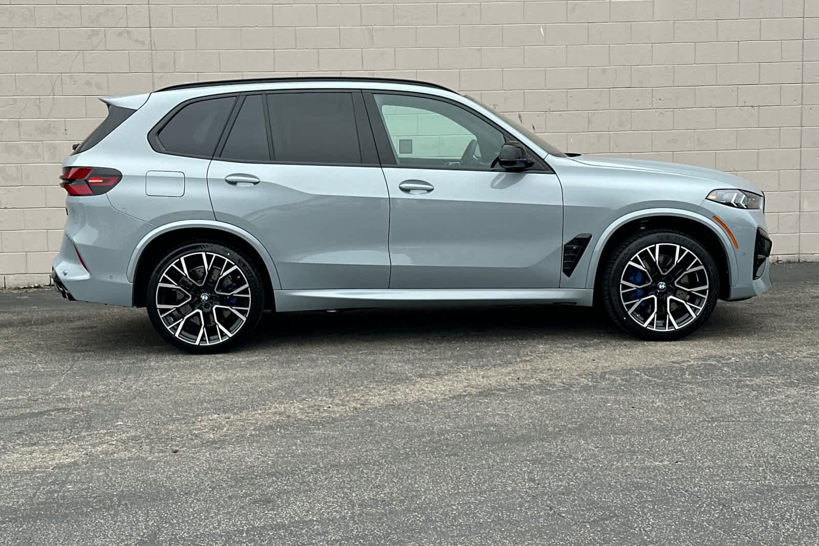 Thumbnail: 2026 BMW X5 - 8