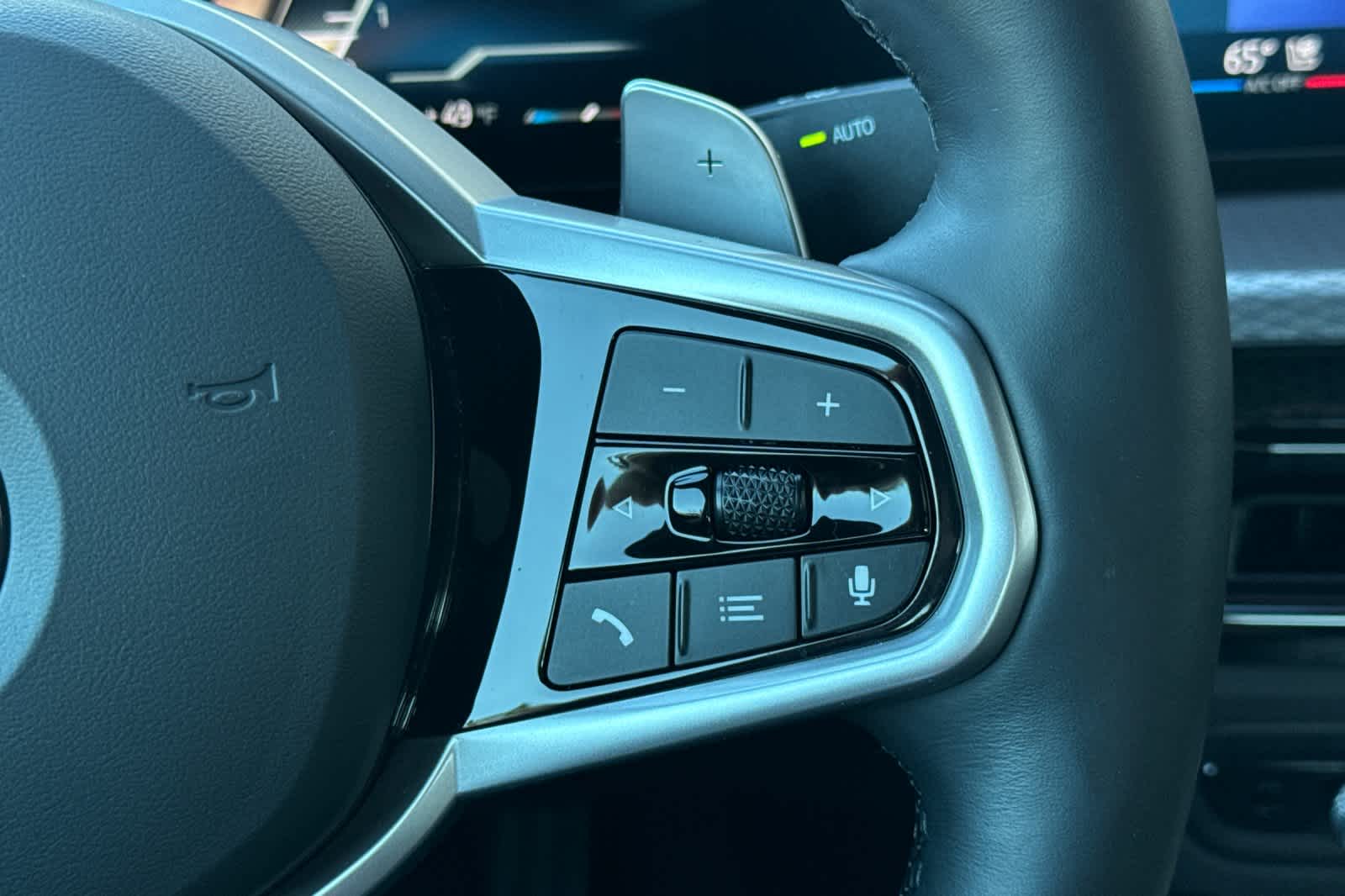 Thumbnail: 2025 BMW 2 Series - 26