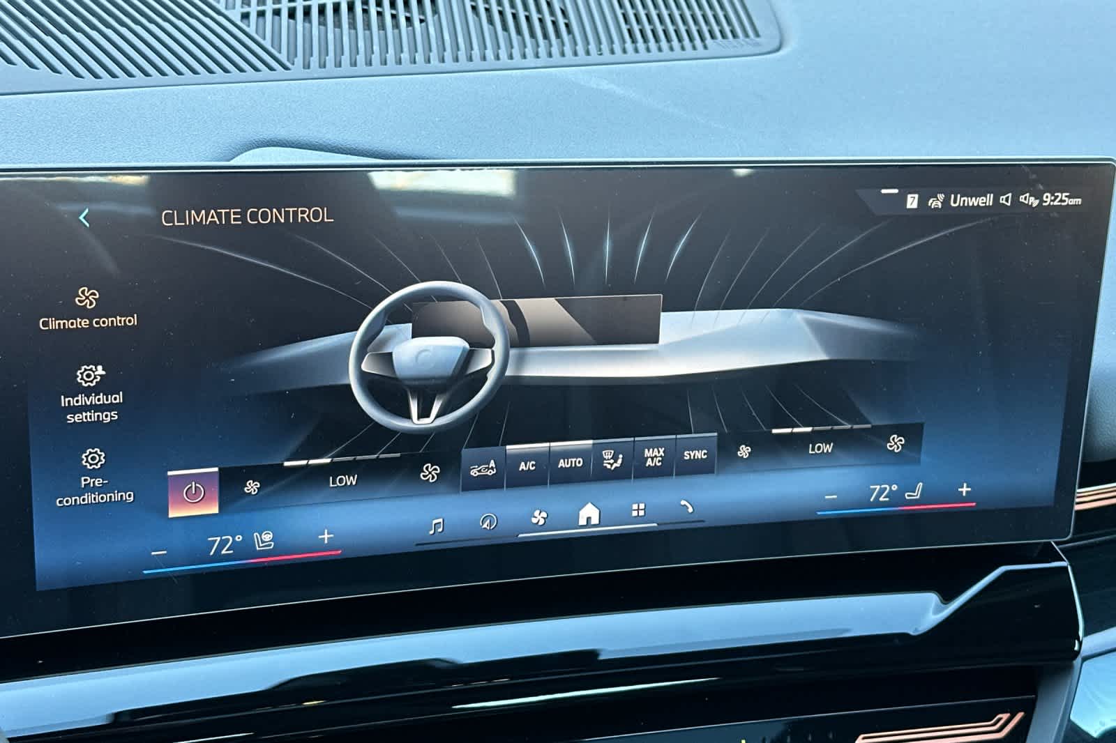 Thumbnail: 2026 BMW 5 Series - 24