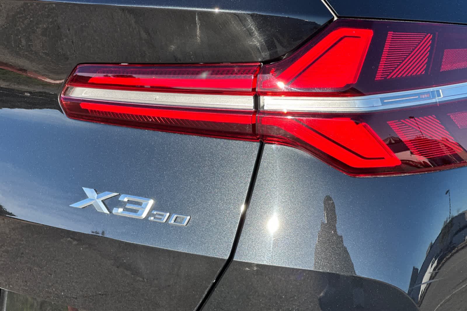 Thumbnail: 2025 BMW X3 - 32