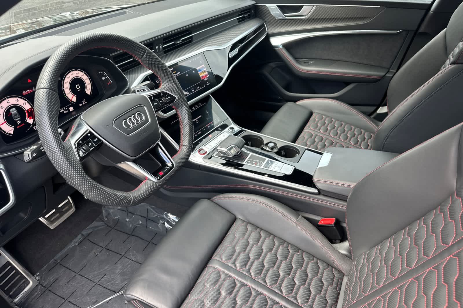 Thumbnail: 2024 Audi RS 7 - 11