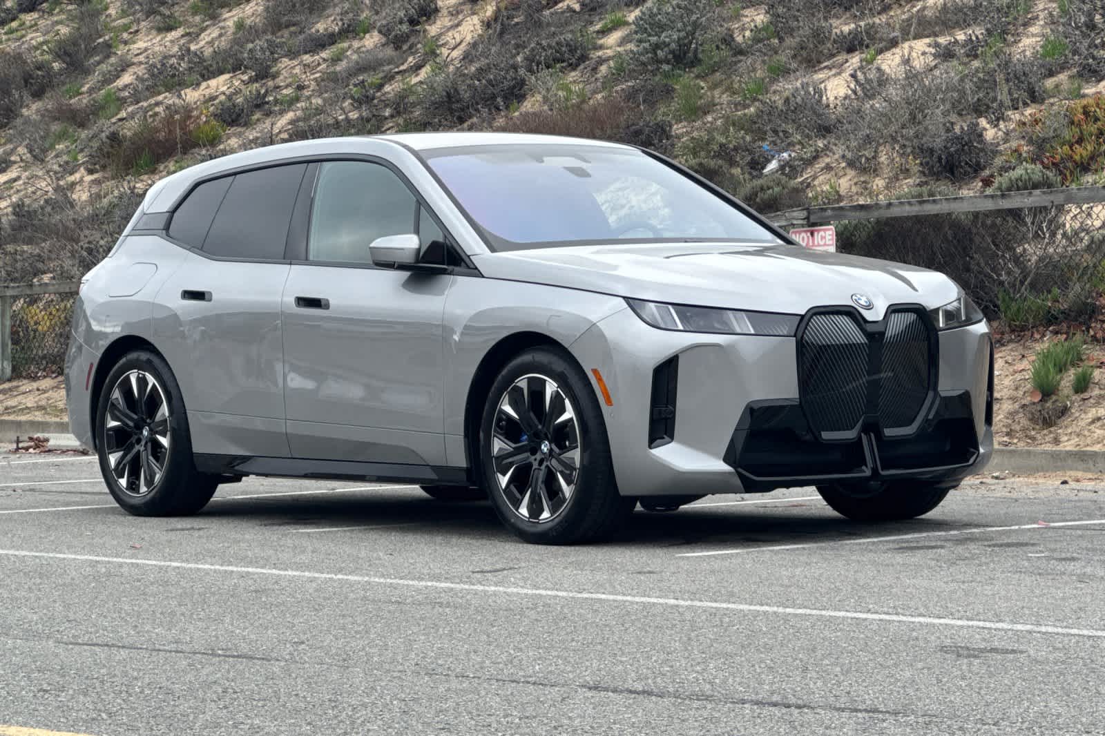 Thumbnail: 2026 BMW iX - 9