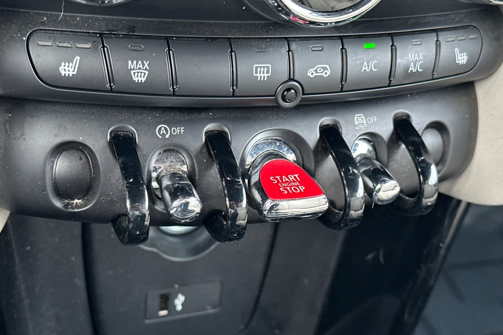 Thumbnail: 2024 MINI Cooper Convertible - 21