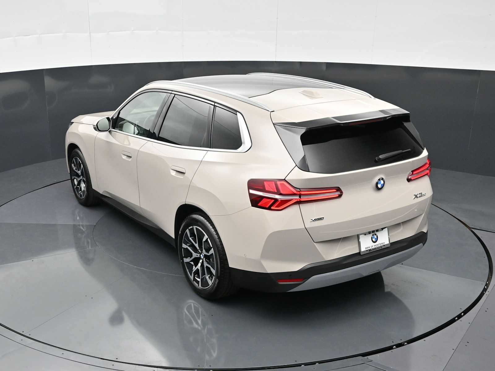 Thumbnail: 2026 BMW X3 - 23