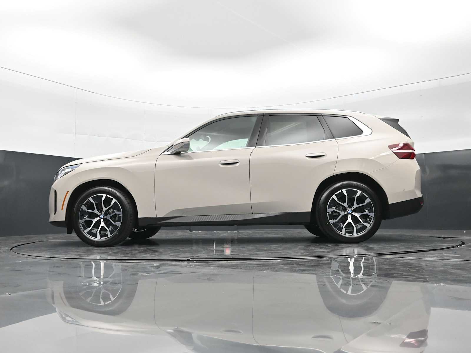 Thumbnail: 2026 BMW X3 - 32