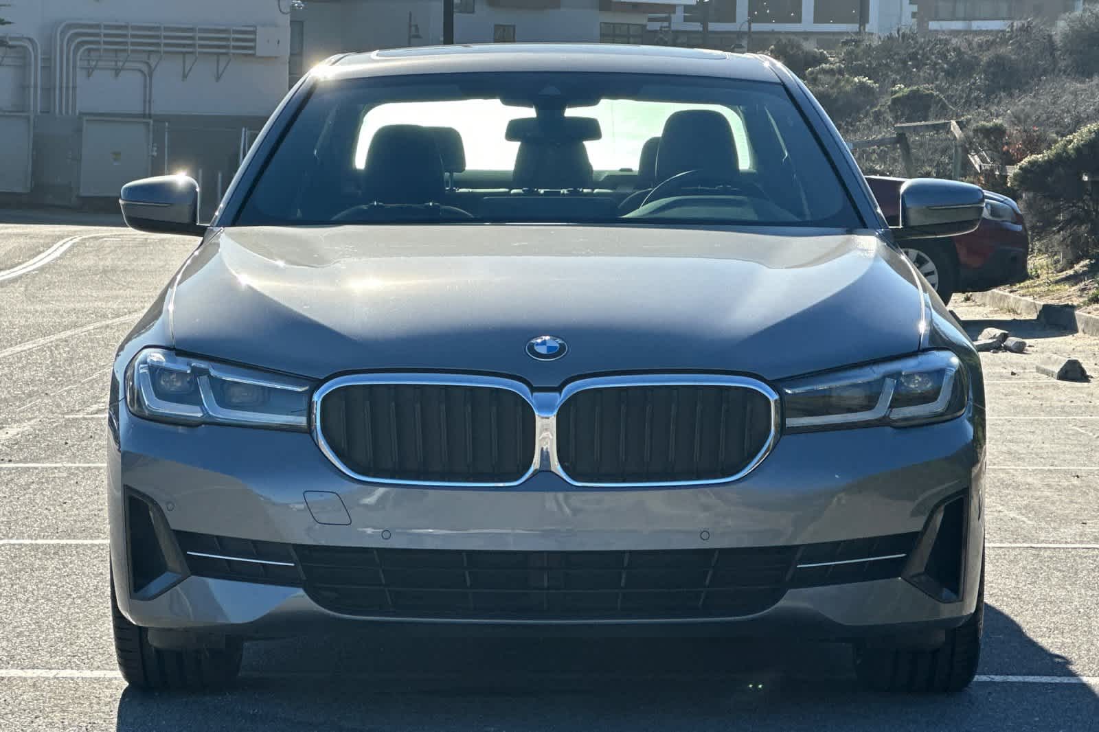 Thumbnail: 2023 BMW 5 Series - 11