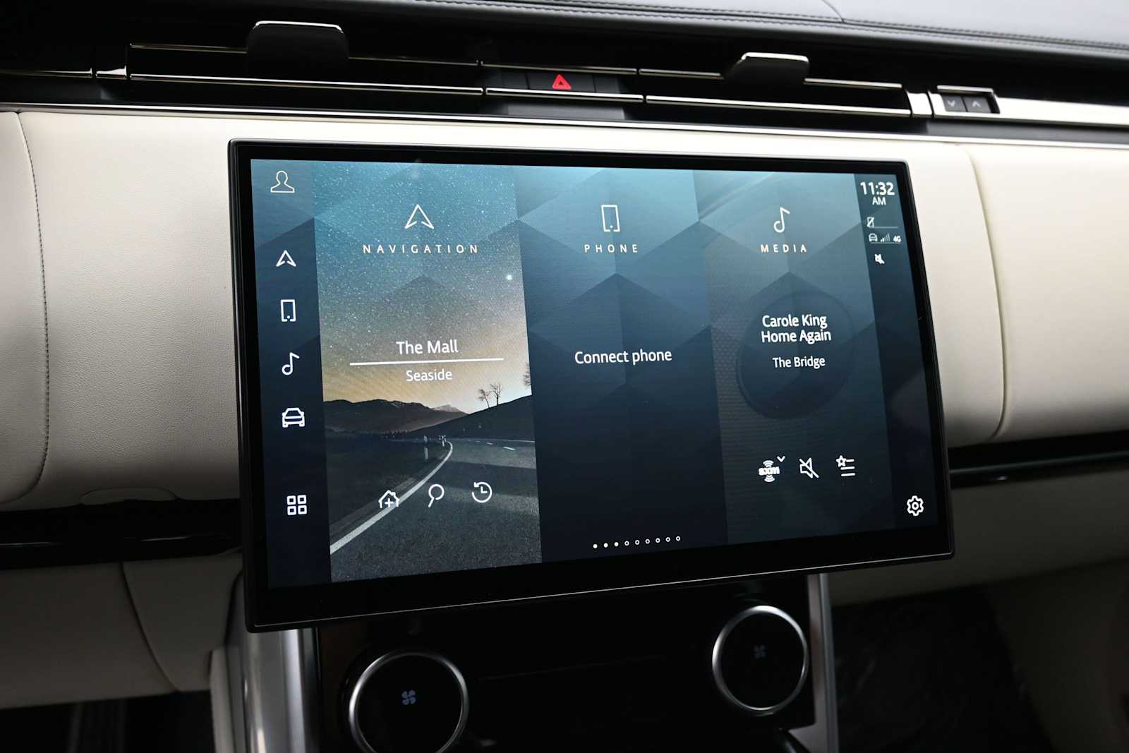 2023 Land Rover Range Rover SE - Photo 14