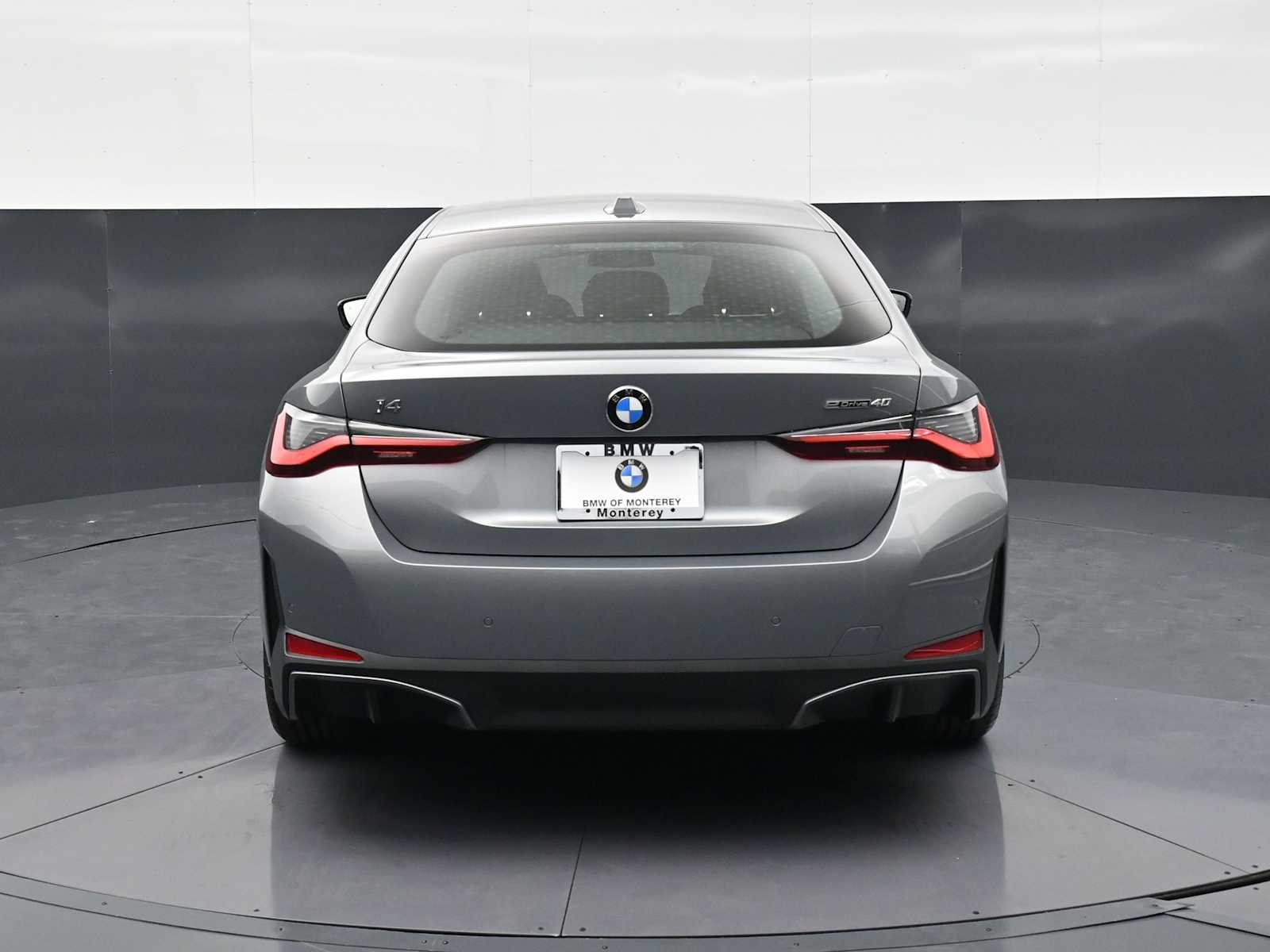 Thumbnail: 2026 BMW i4 - 6