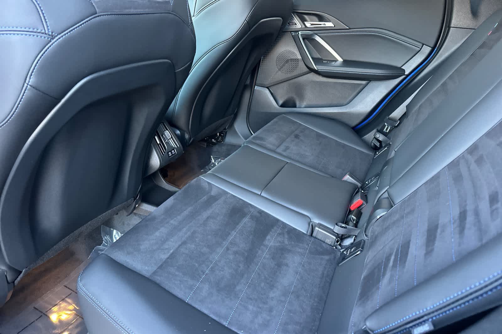 2025 Bmw X1 XDrive28i photo 2