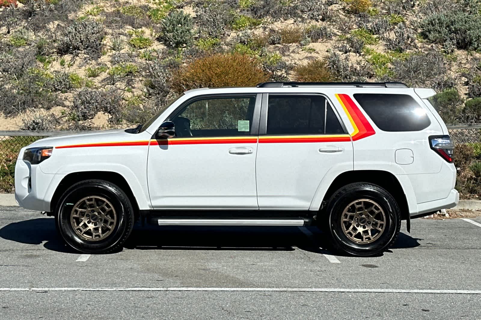 Thumbnail: 2023 Toyota 4Runner - 9