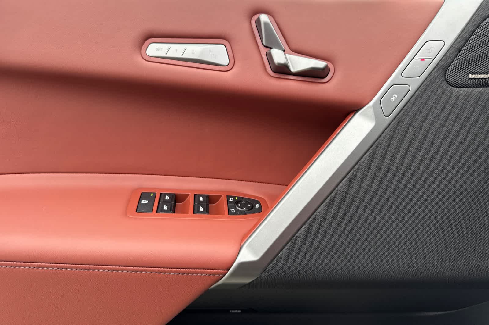 Thumbnail: 2026 BMW iX - 13