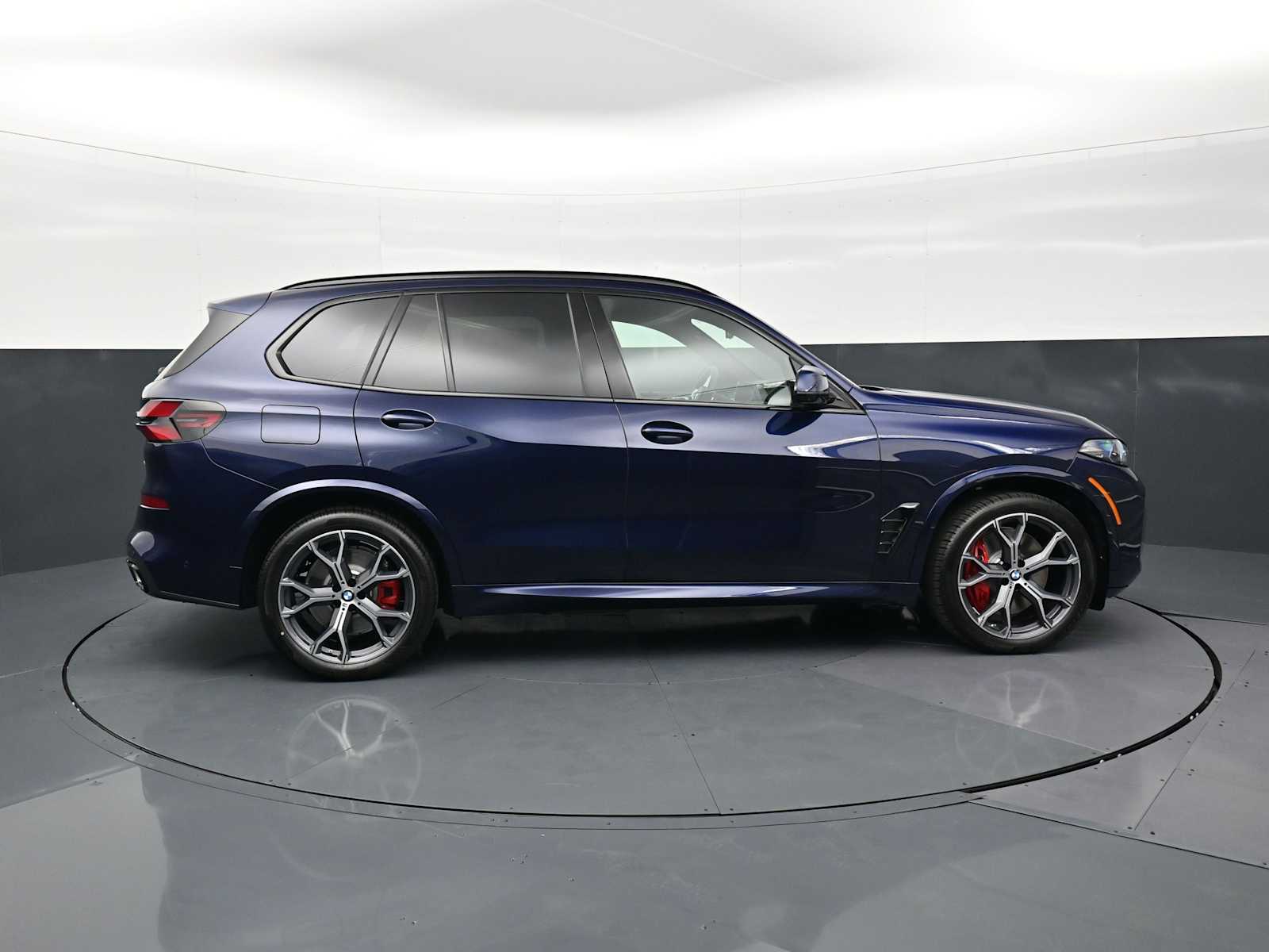 Thumbnail: 2026 BMW X5 - 4
