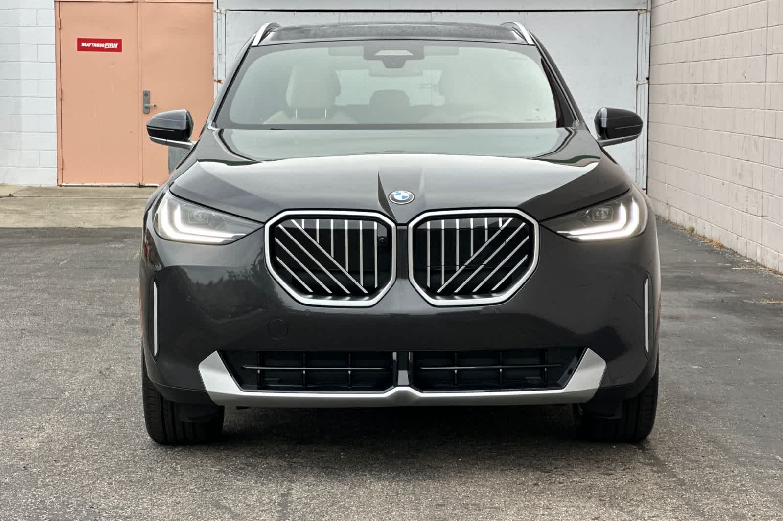 Thumbnail: 2025 BMW X3 - 10