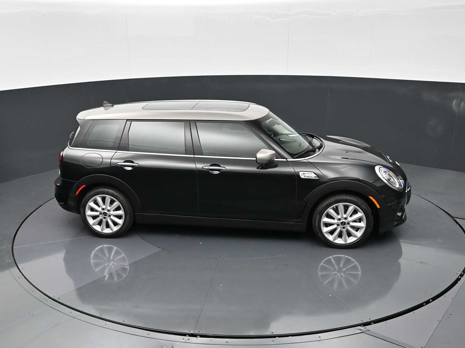 Thumbnail: 2024 MINI Cooper Clubman - 20