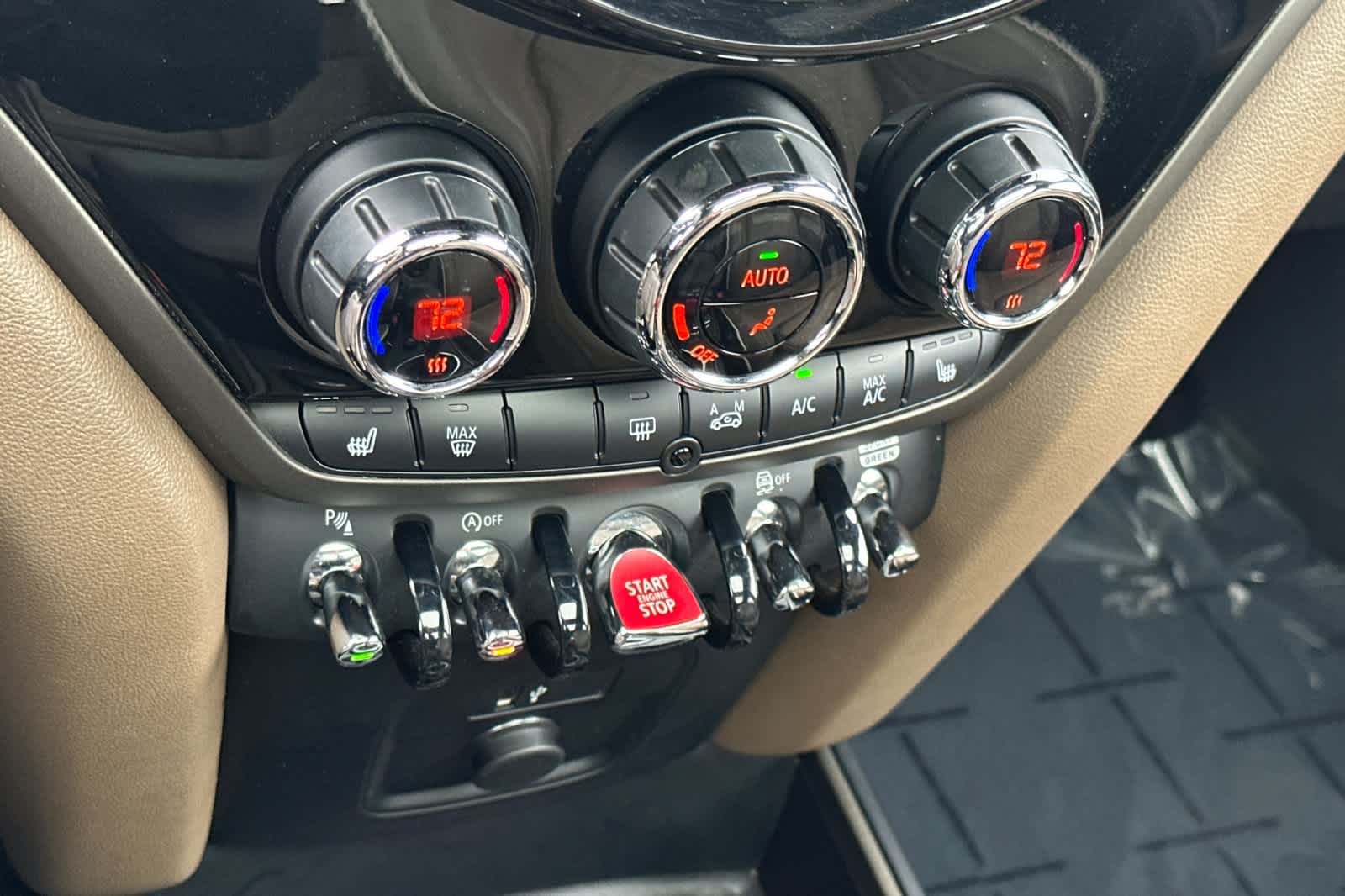 Thumbnail: 2019 MINI Cooper Countryman - 23