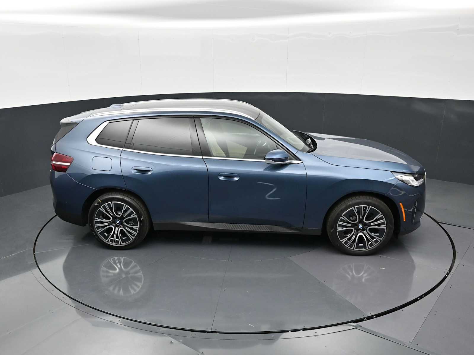 Thumbnail: 2026 BMW X3 - 20