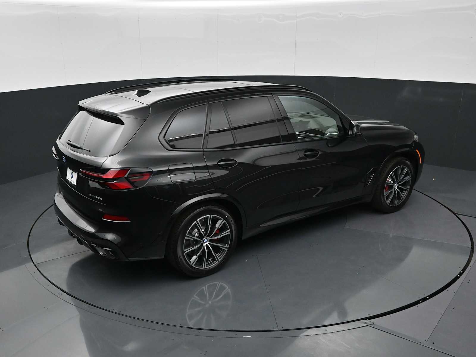 Thumbnail: 2026 BMW X5 - 21