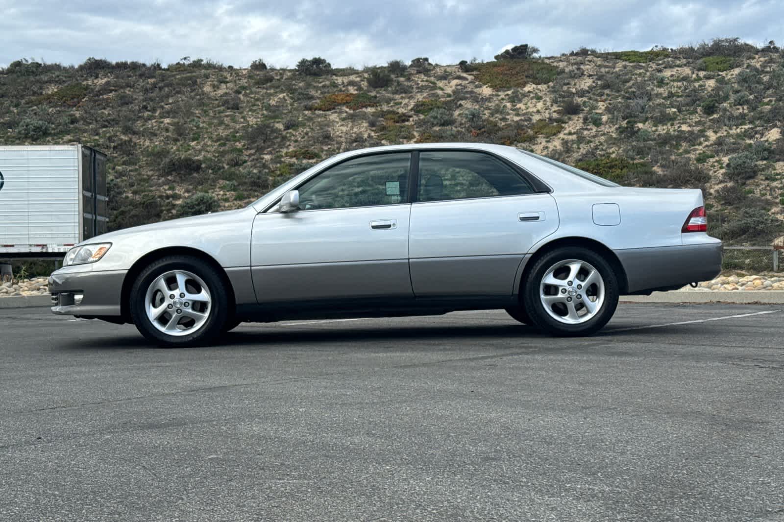 Thumbnail: 2001 Lexus ES - 9