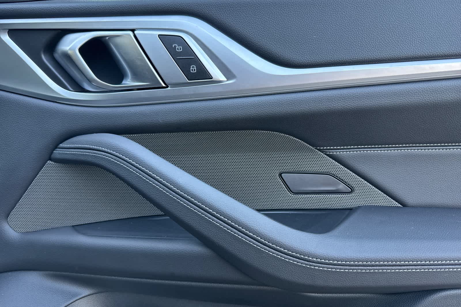 Thumbnail: 2025 BMW 4 Series - 18