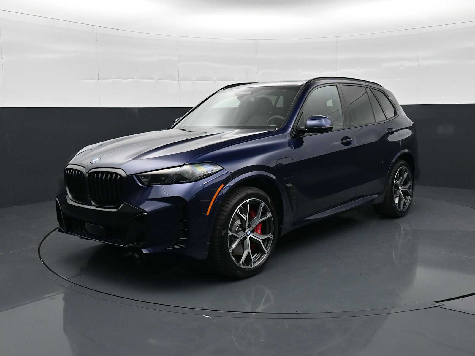 Thumbnail: 2026 BMW X5 - 1