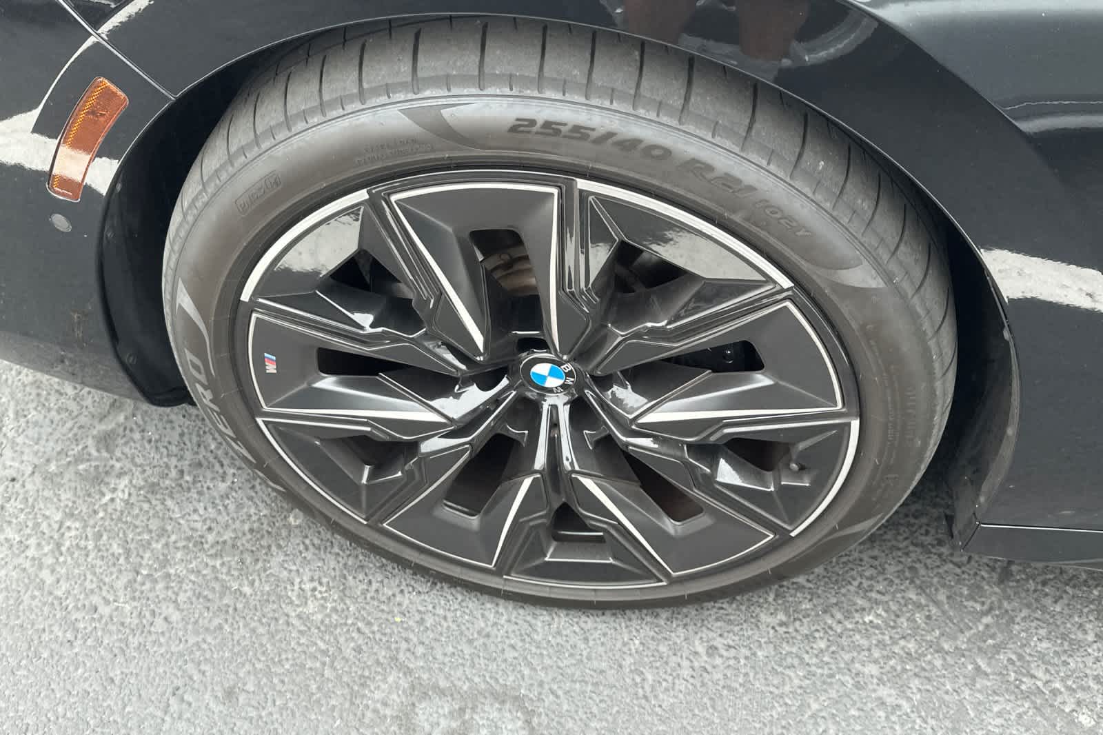 Thumbnail: 2023 BMW 7 Series - 23
