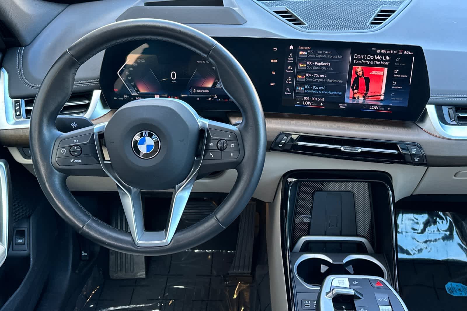 Thumbnail: 2023 BMW X1 - 17