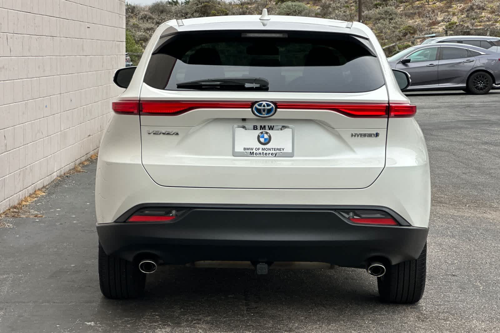 Thumbnail: 2021 Toyota Venza - 8