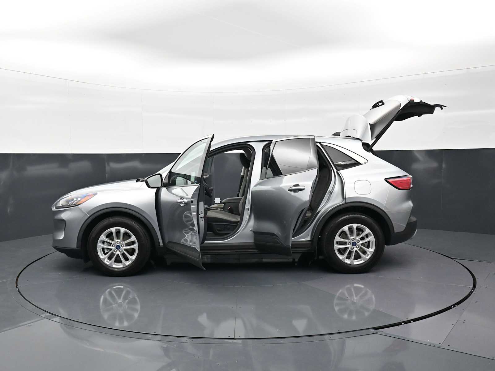 Thumbnail: 2022 Ford Escape - 36