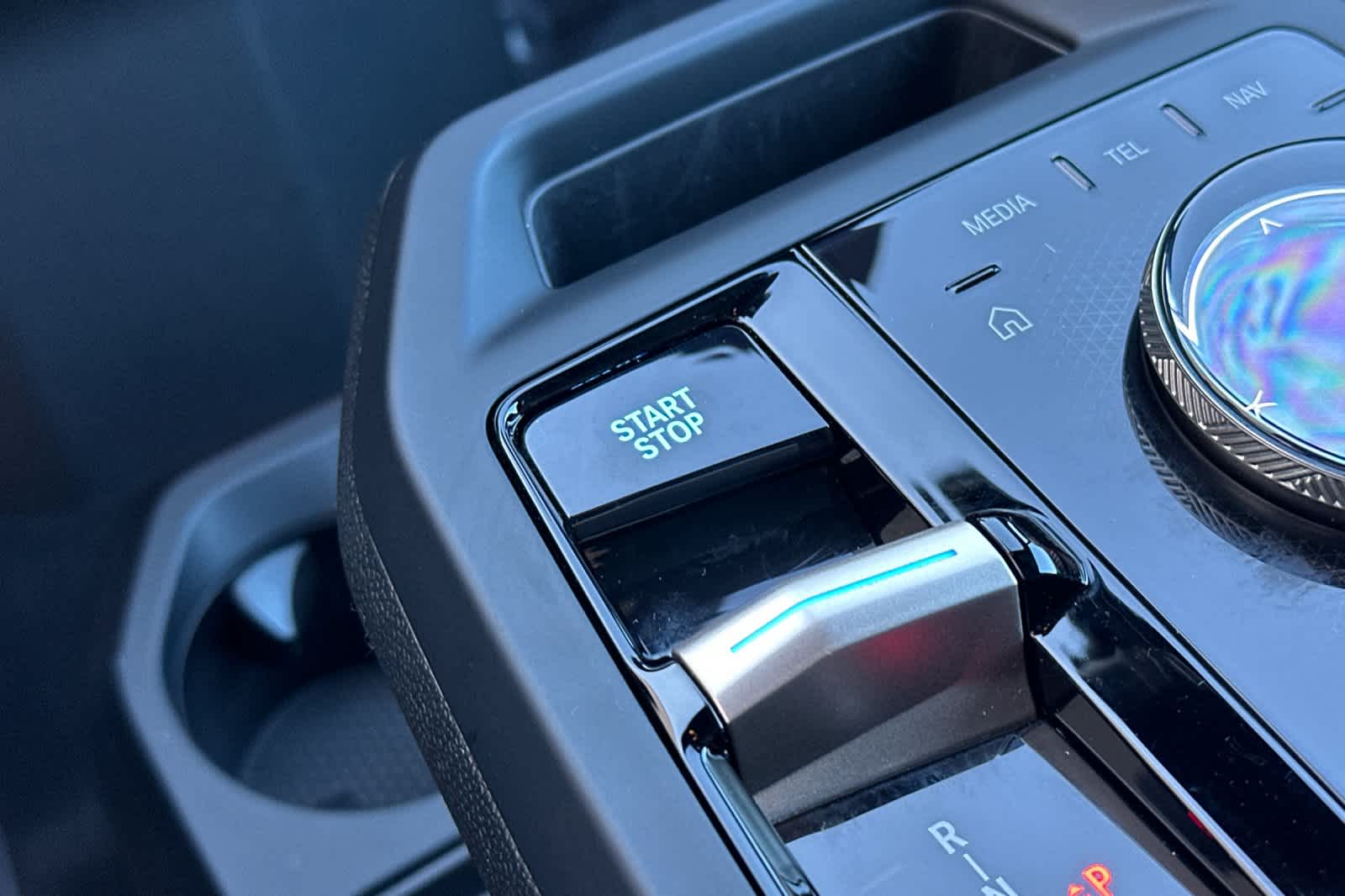 Thumbnail: 2025 BMW iX - 26