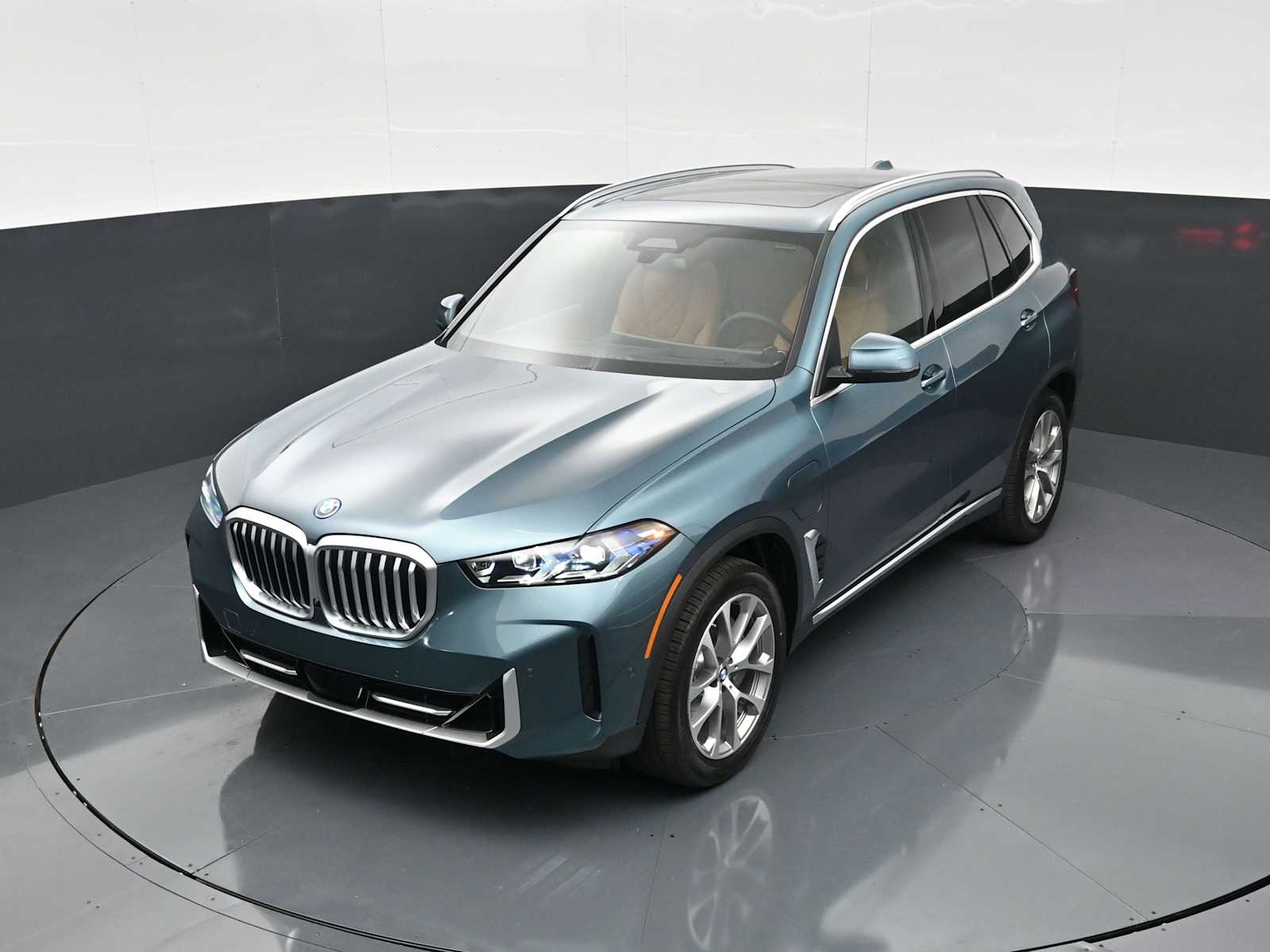 Thumbnail: 2026 BMW X5 - 17