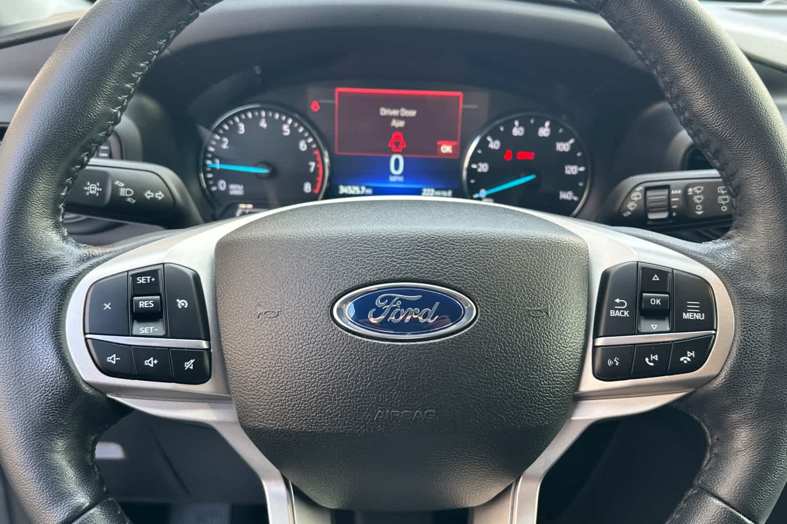 Thumbnail: 2022 Ford Explorer - 26