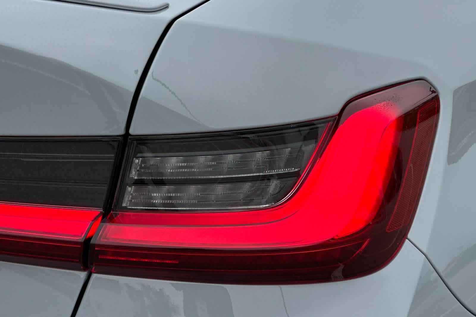 Thumbnail: 2026 BMW 3 Series - 32