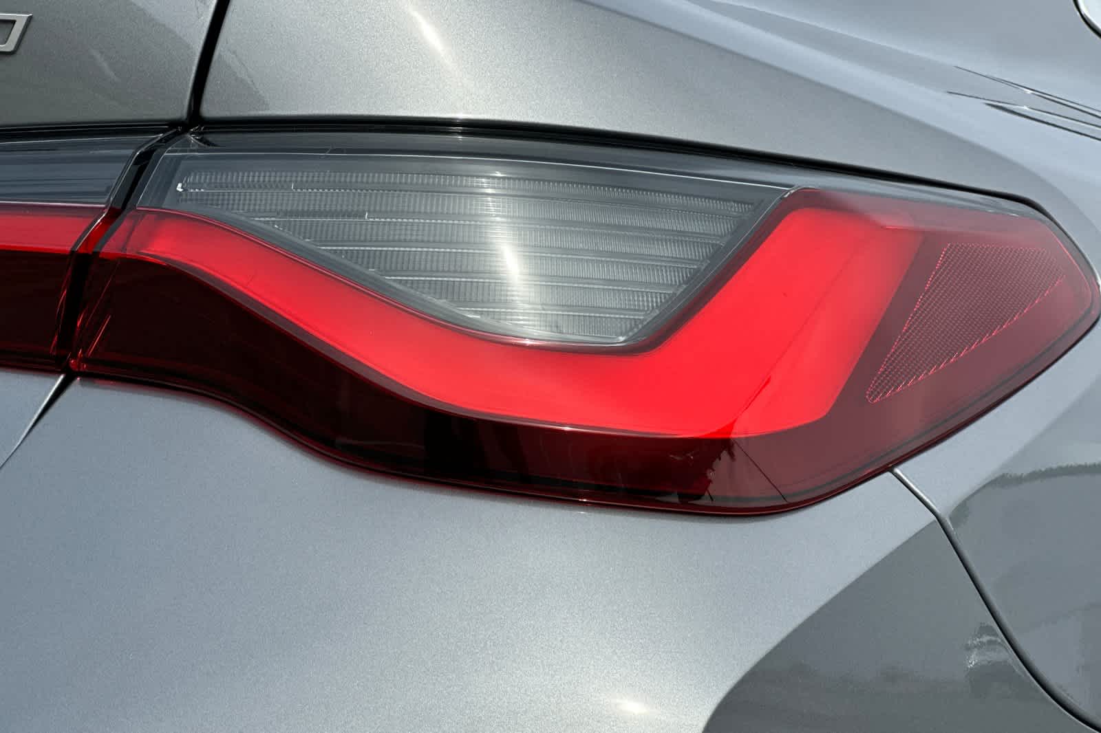 Thumbnail: 2026 BMW i4 - 32