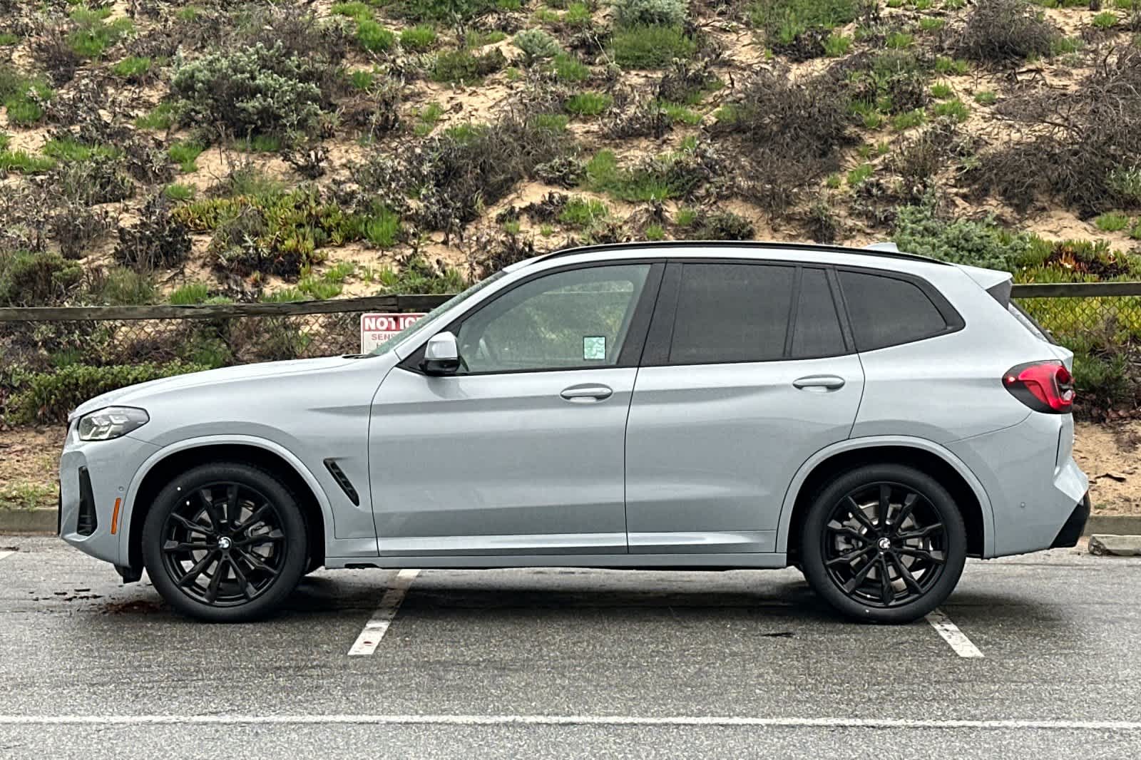 Thumbnail: 2023 BMW X3 - 10