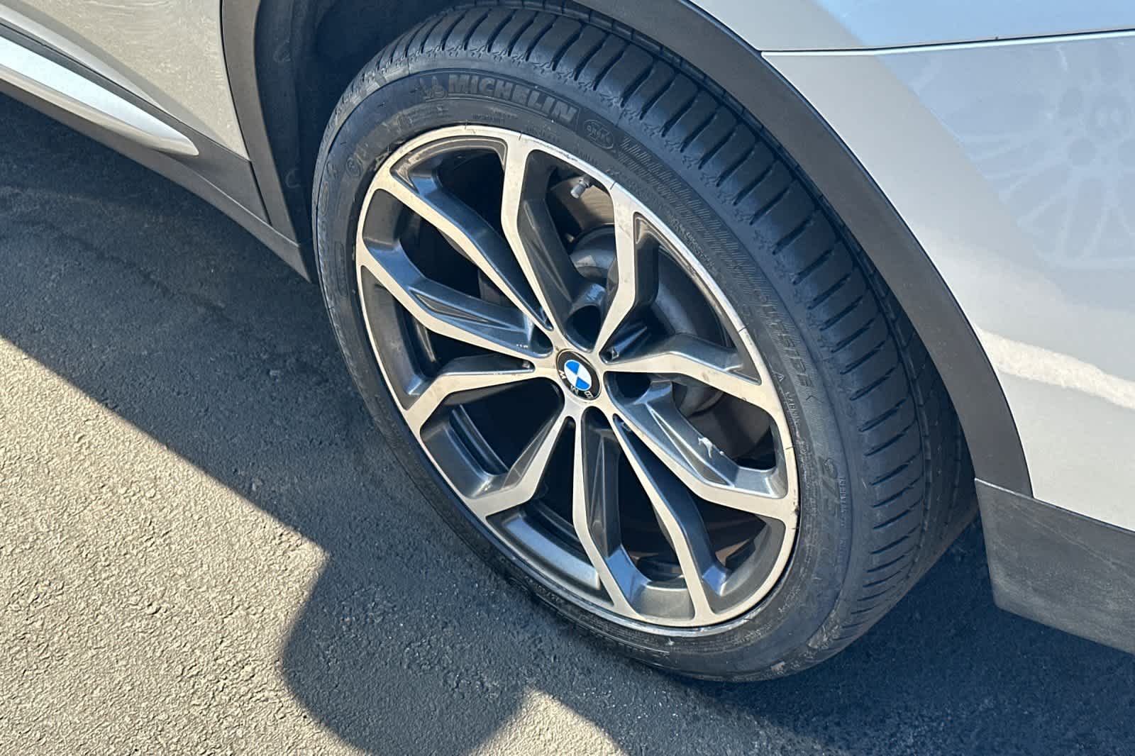 Thumbnail: 2021 BMW X4 - 17