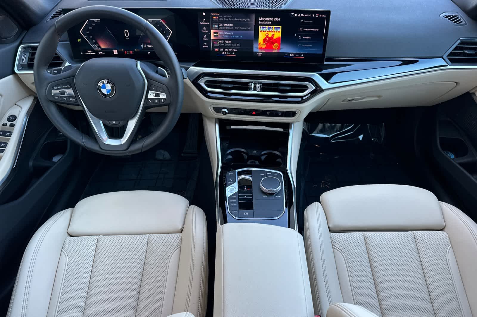 2023 Bmw 330i Sedan photo 3