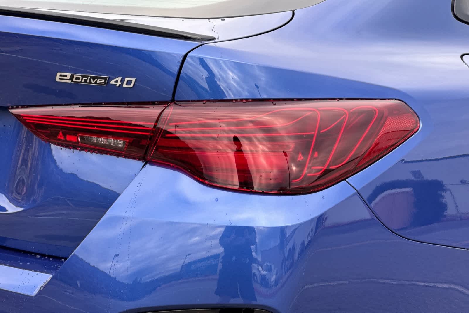 Thumbnail: 2025 BMW i4 - 33