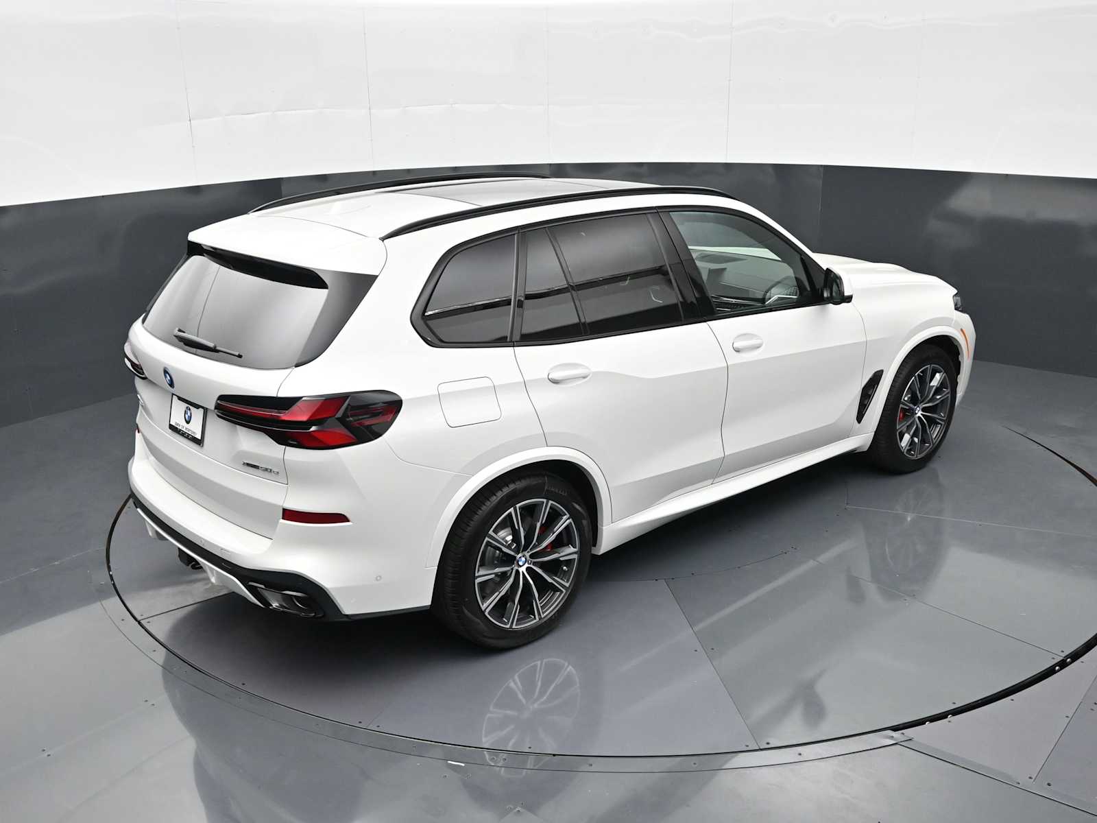 Thumbnail: 2026 BMW X5 - 21