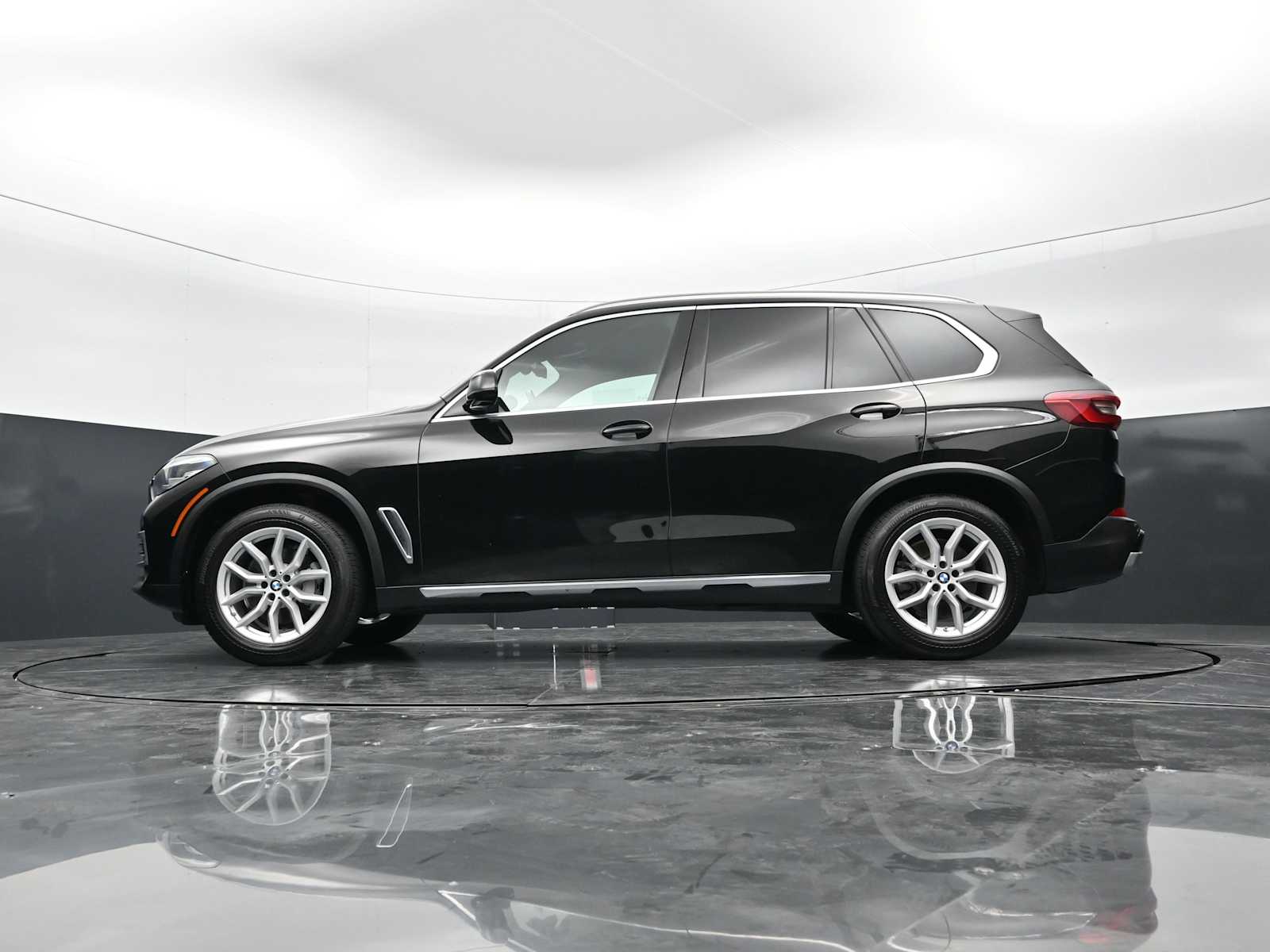 Thumbnail: 2020 BMW X5 - 32