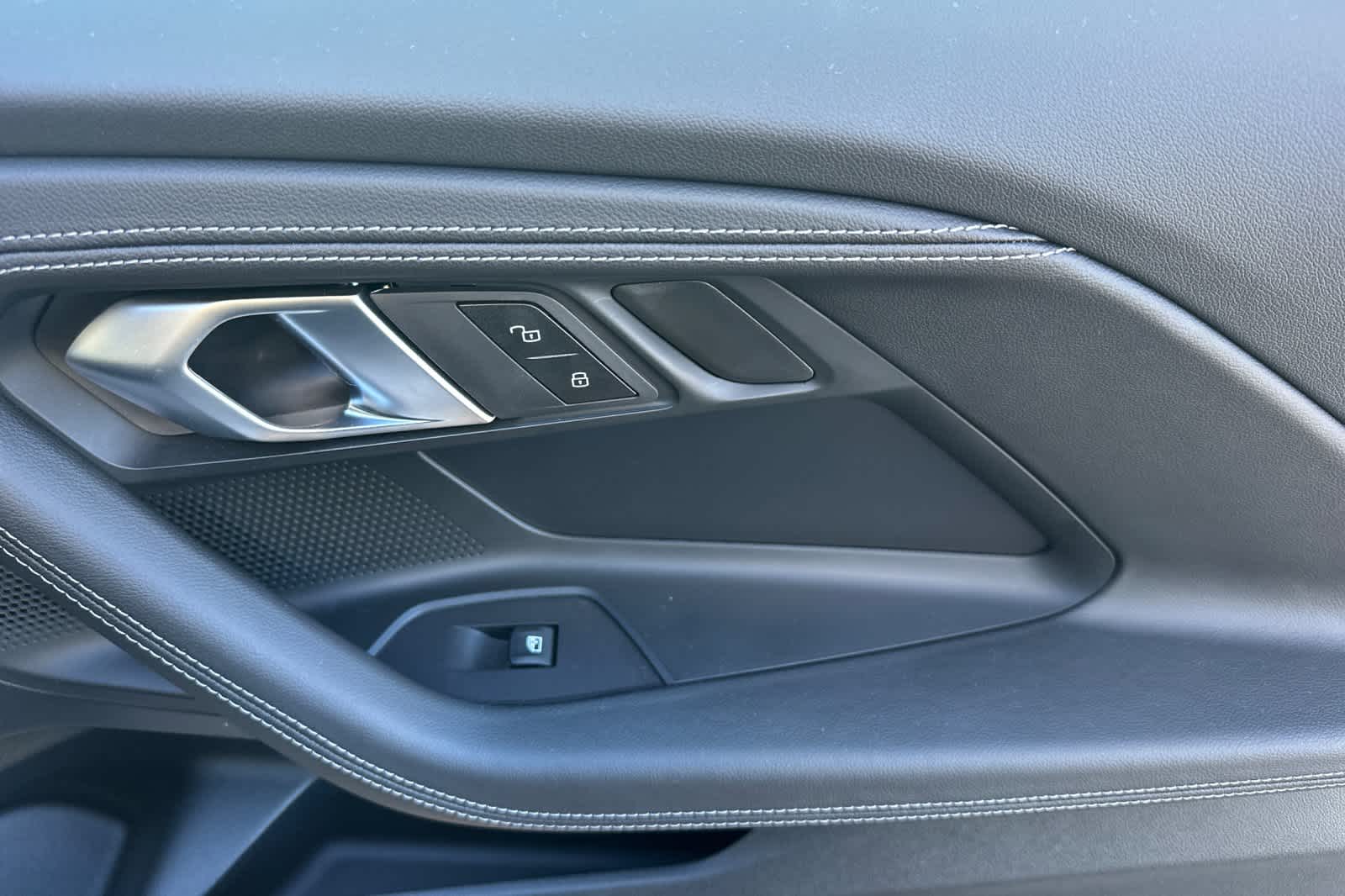 Thumbnail: 2025 BMW 2 Series - 18