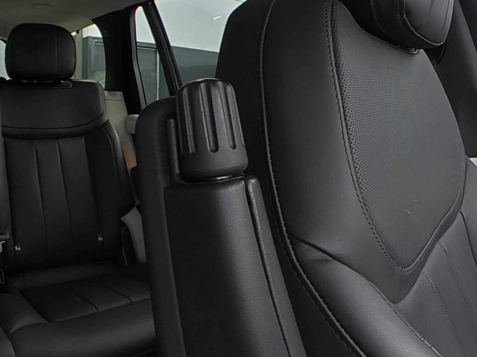 2023 Land Rover Range Rover SE - Photo 21