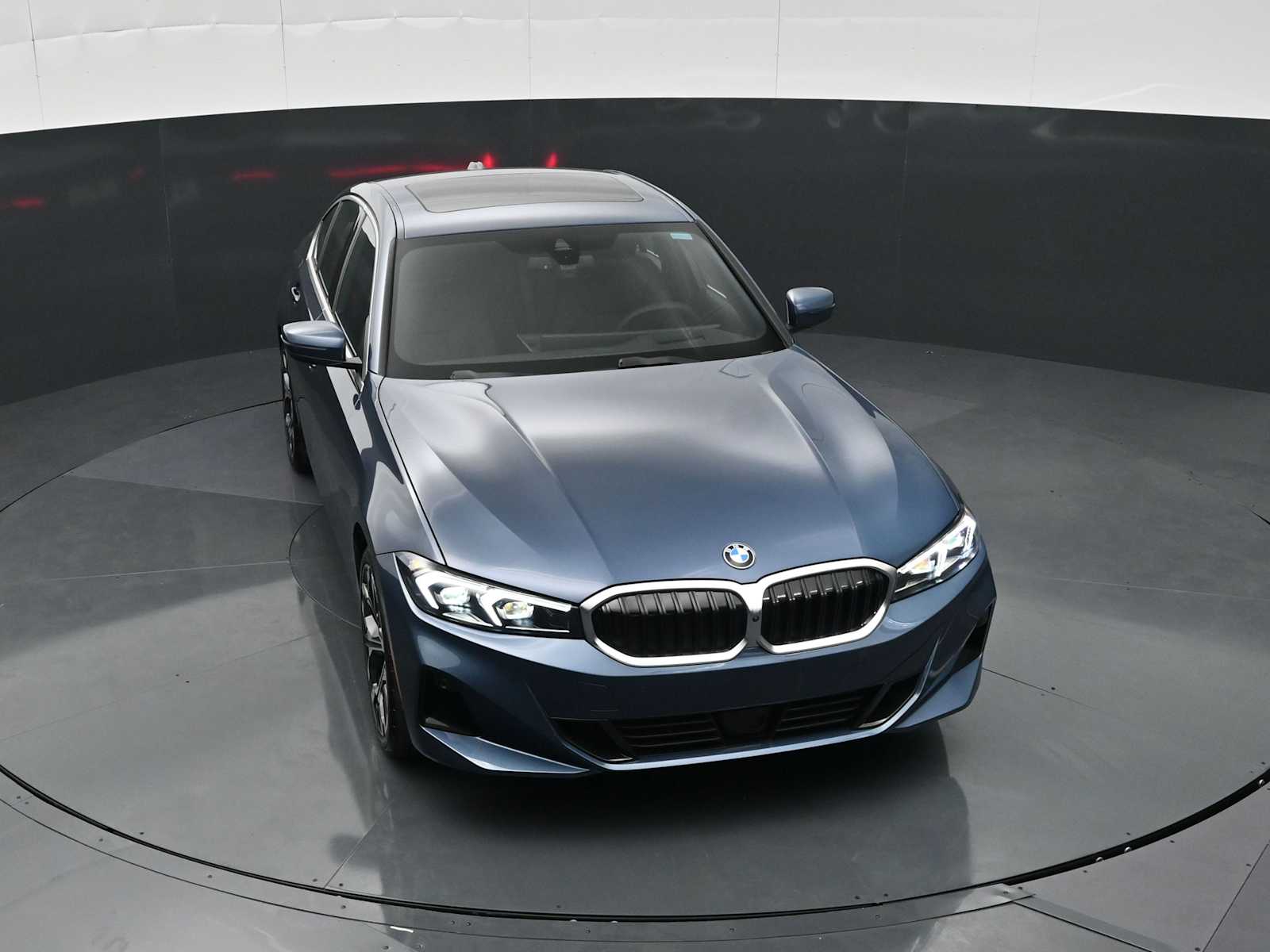 Thumbnail: 2026 BMW 3 Series - 19