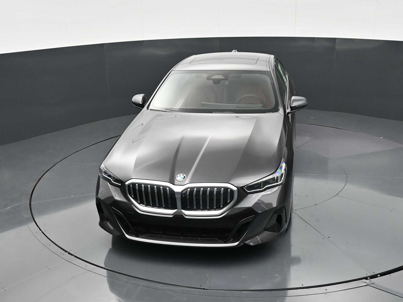 Thumbnail: 2026 BMW 5 Series - 18