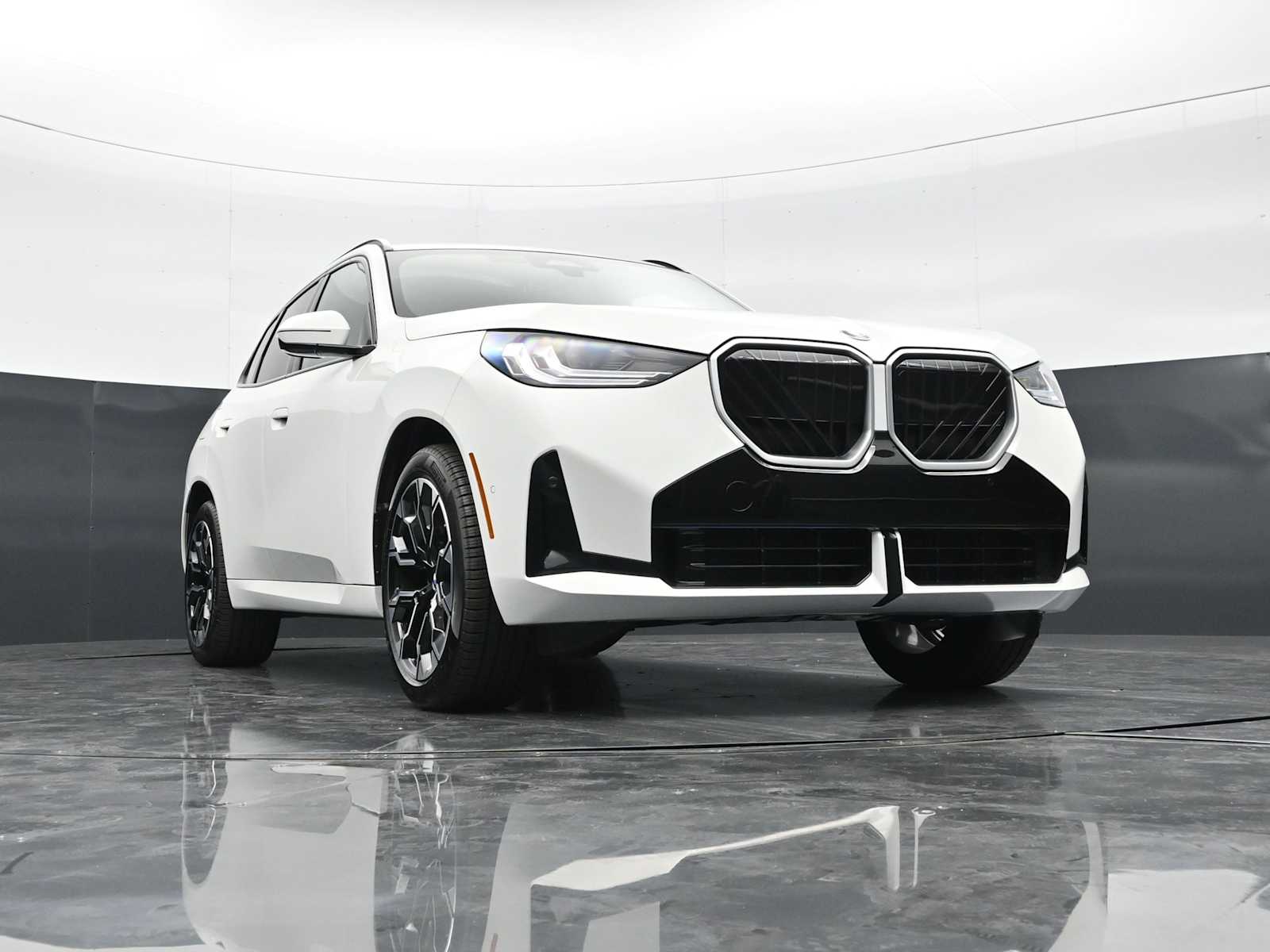 Thumbnail: 2026 BMW X3 - 27