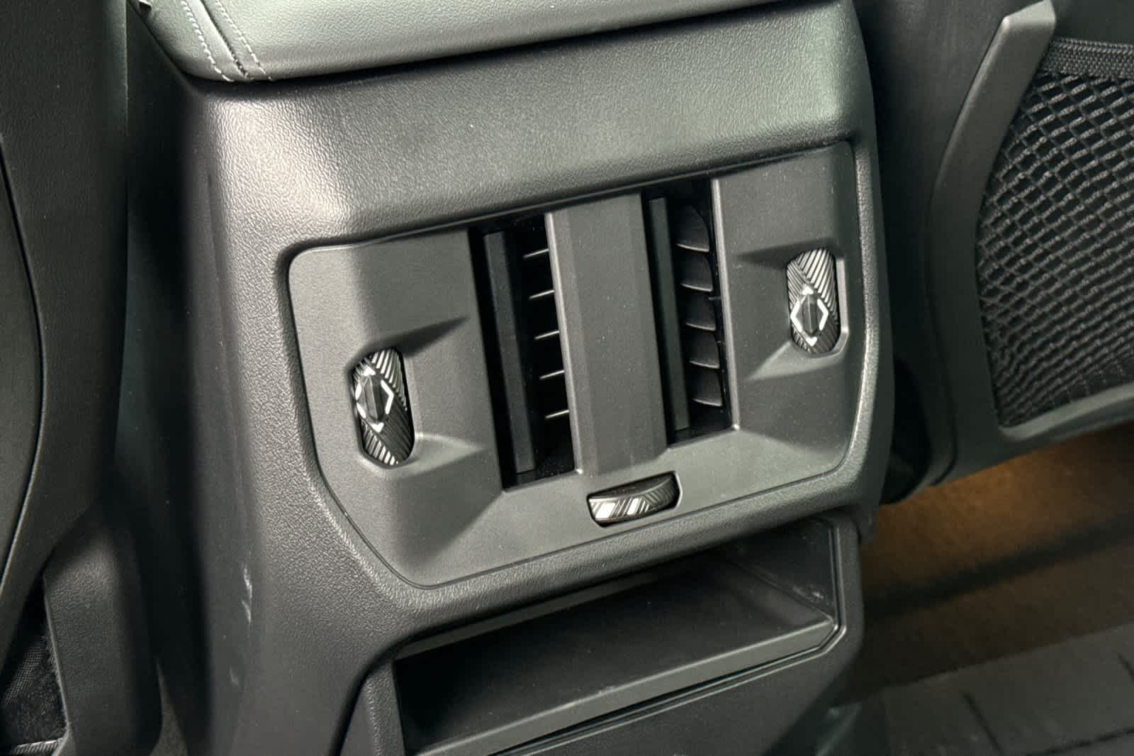 Thumbnail: 2026 BMW X3 - 16