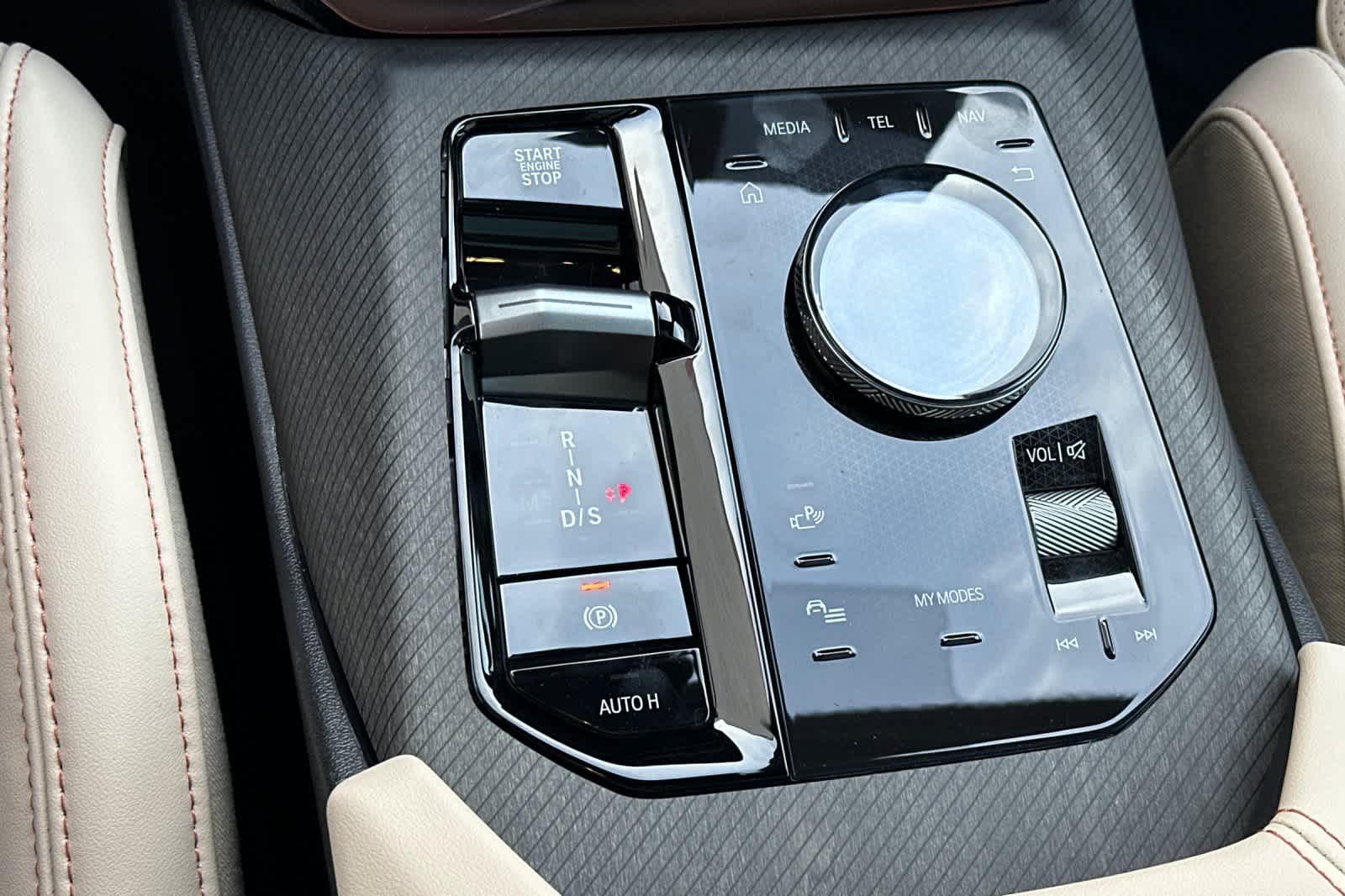 Thumbnail: 2026 BMW X3 - 25