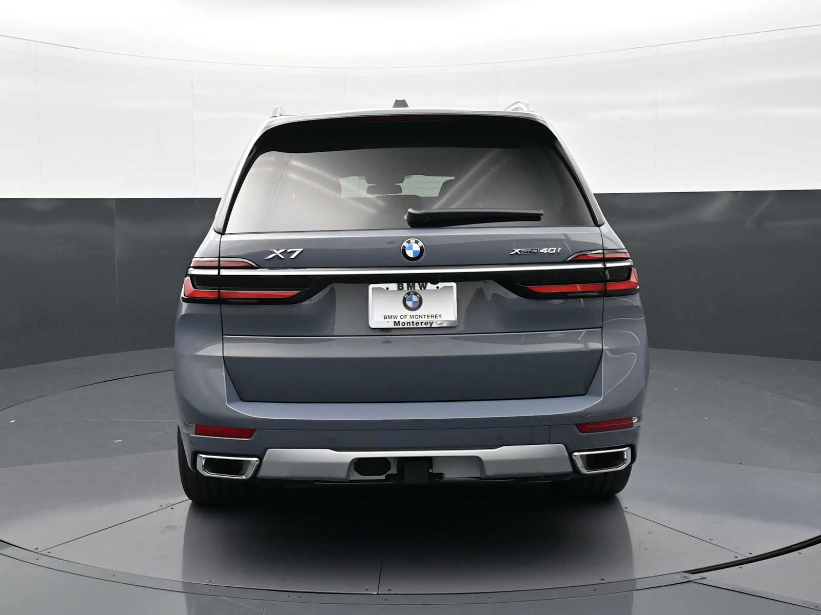 Thumbnail: 2026 BMW X7 - 6